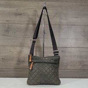 MZ Wallace Metro Flat Gray Nylon Quilted Crossbody Shoulder Bag Purse Tote